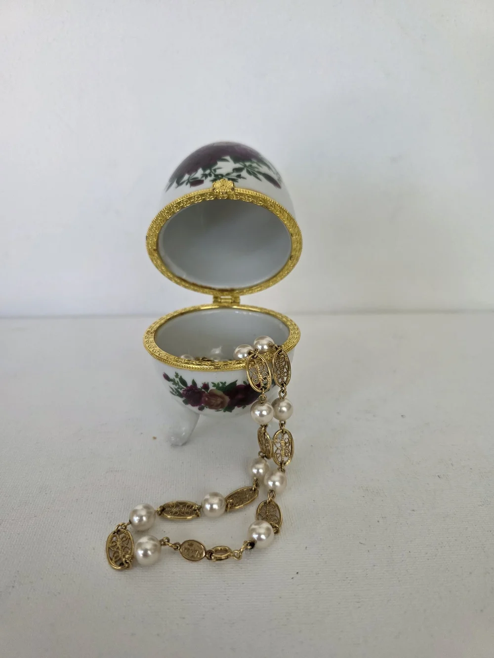 Porcelain Floral Egg Jewelry Box with Gold Trim - White and Purple
